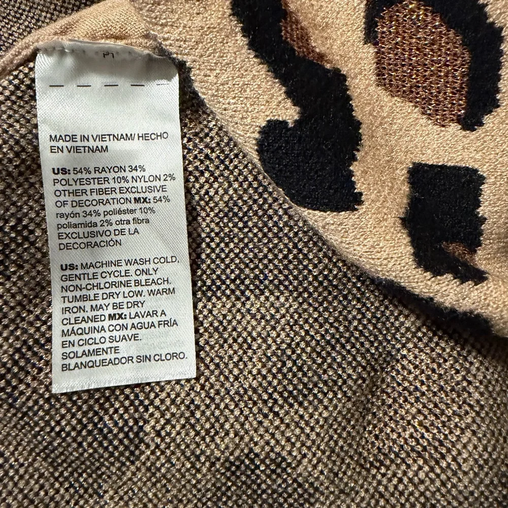 Chico’s Leopard Print Cardigan with Fringe size 2/ large - Picture 5 of 5